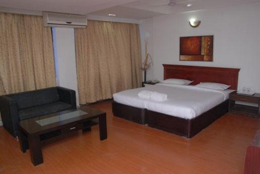 Hotel Metro Park Inn Coimbatore Room photo